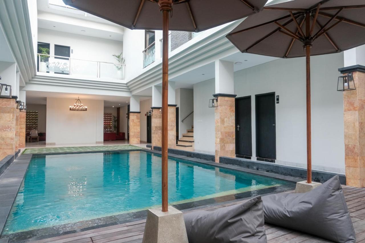 Guyana Hotel Kuta  Ngoại thất bức ảnh